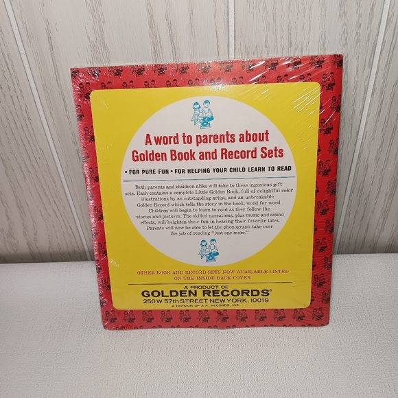 A little Golden Book and a special Golden record Peter and the Wolf 45RPM.  VTG - Picture 4 of 6